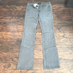 American Eagle grey khakis size 6 x-long